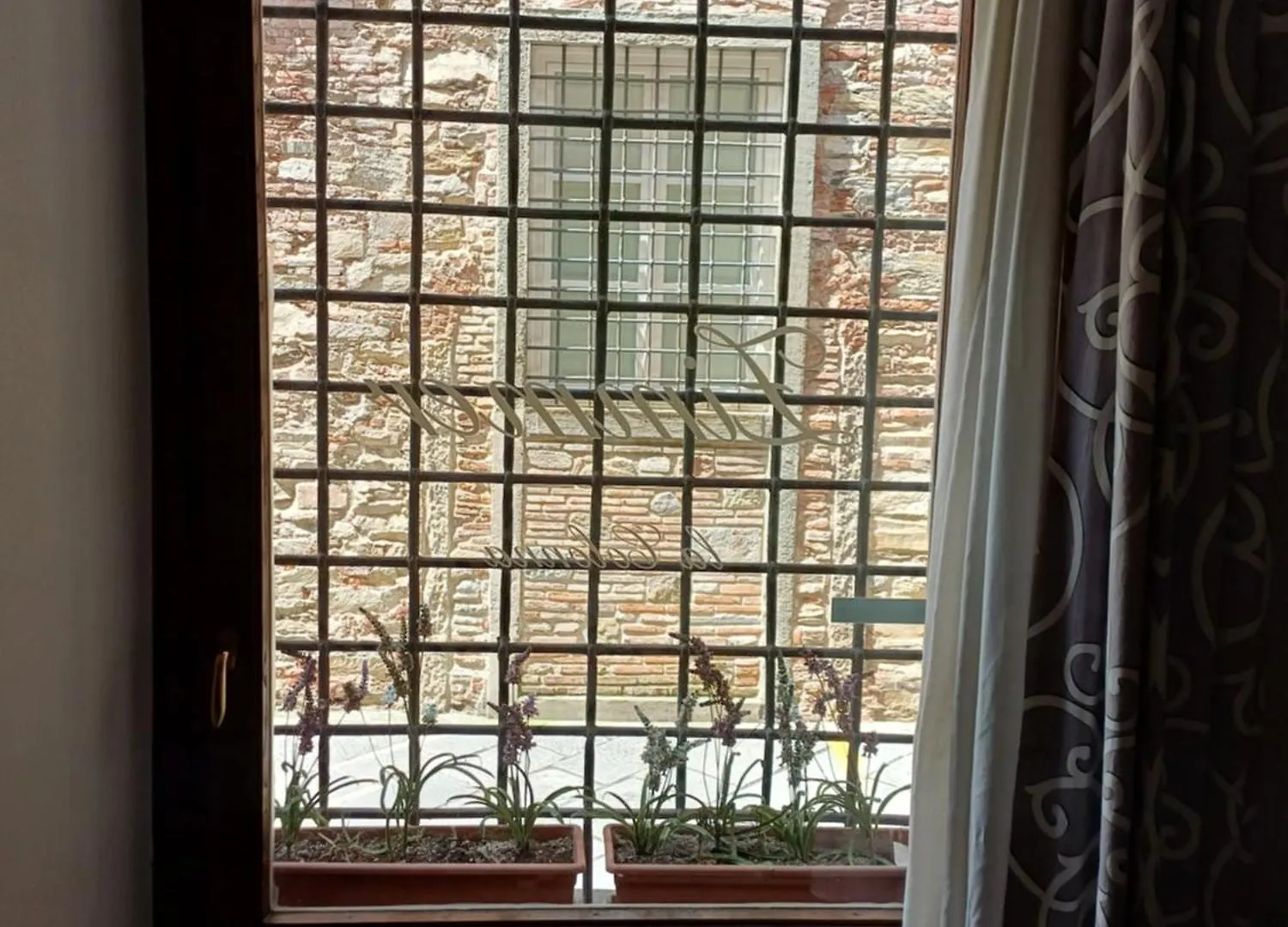 Hotel La Colonna Lucca 2*,