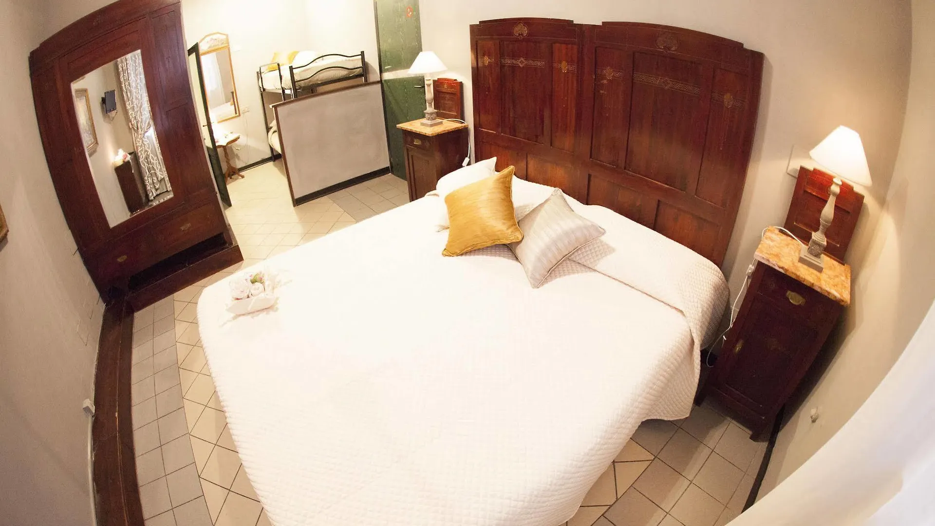 La Colonna Hotel Lucca 2*,