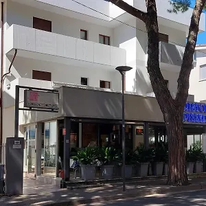 *** Hotel Ridente Italien