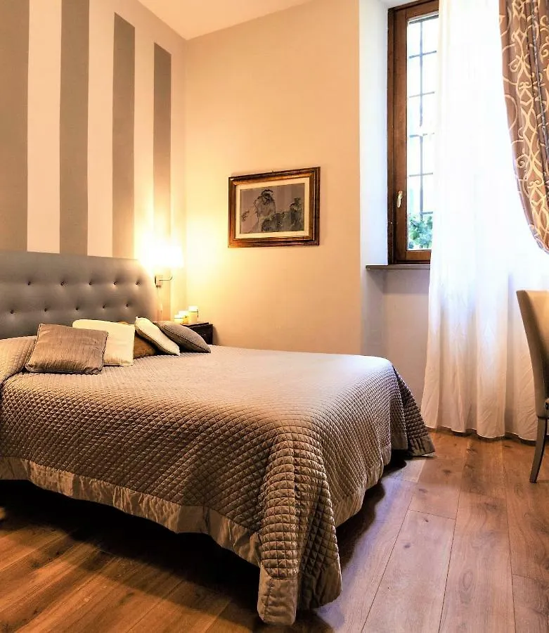 La Colonna Hotel Lucca 2*,